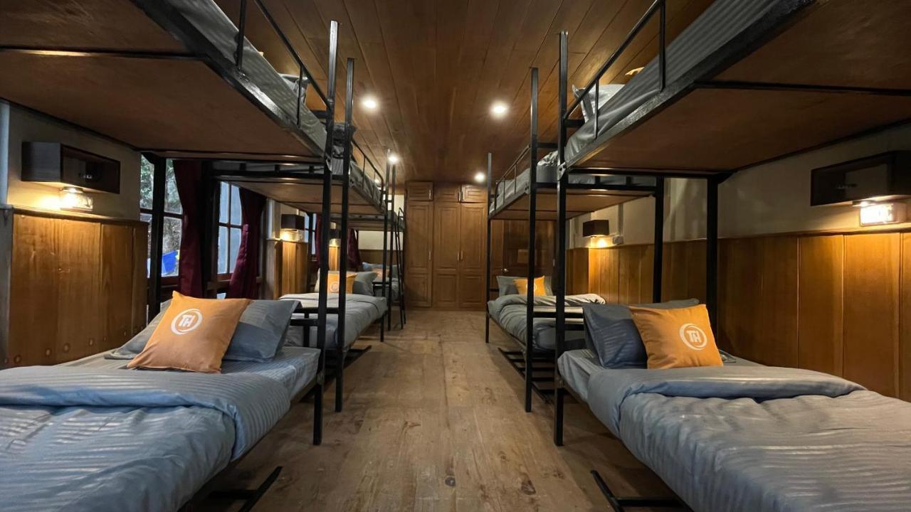 Bed in 10-Bed Mixed Dormitory Room